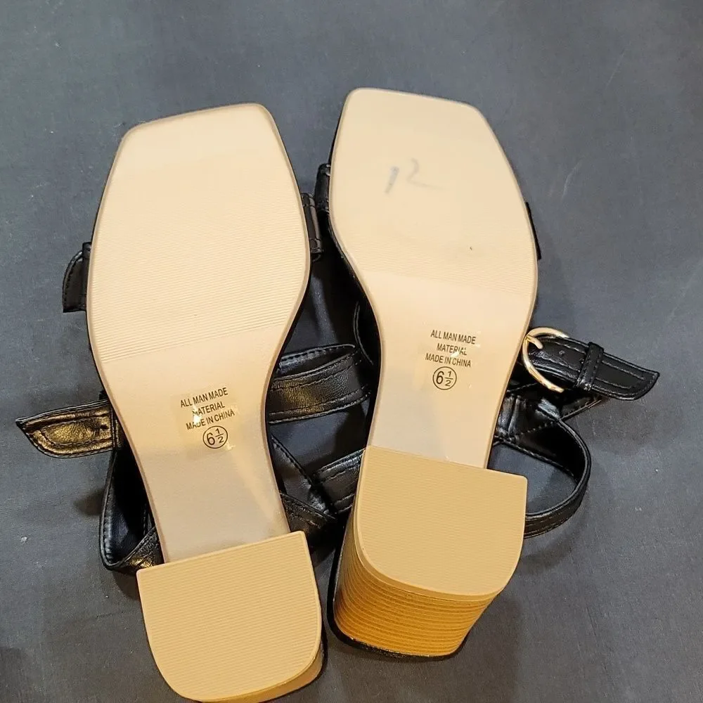 NEW SODA Square Open Toe Metal Buckle Sandals Satacked Low Heel SANDAL